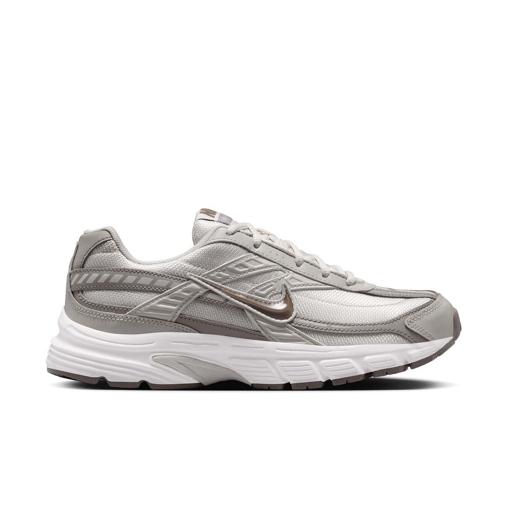 initiator schoenen