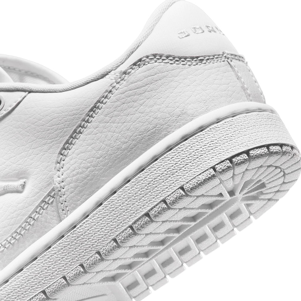 Jordan Court Connect Low Sneakers