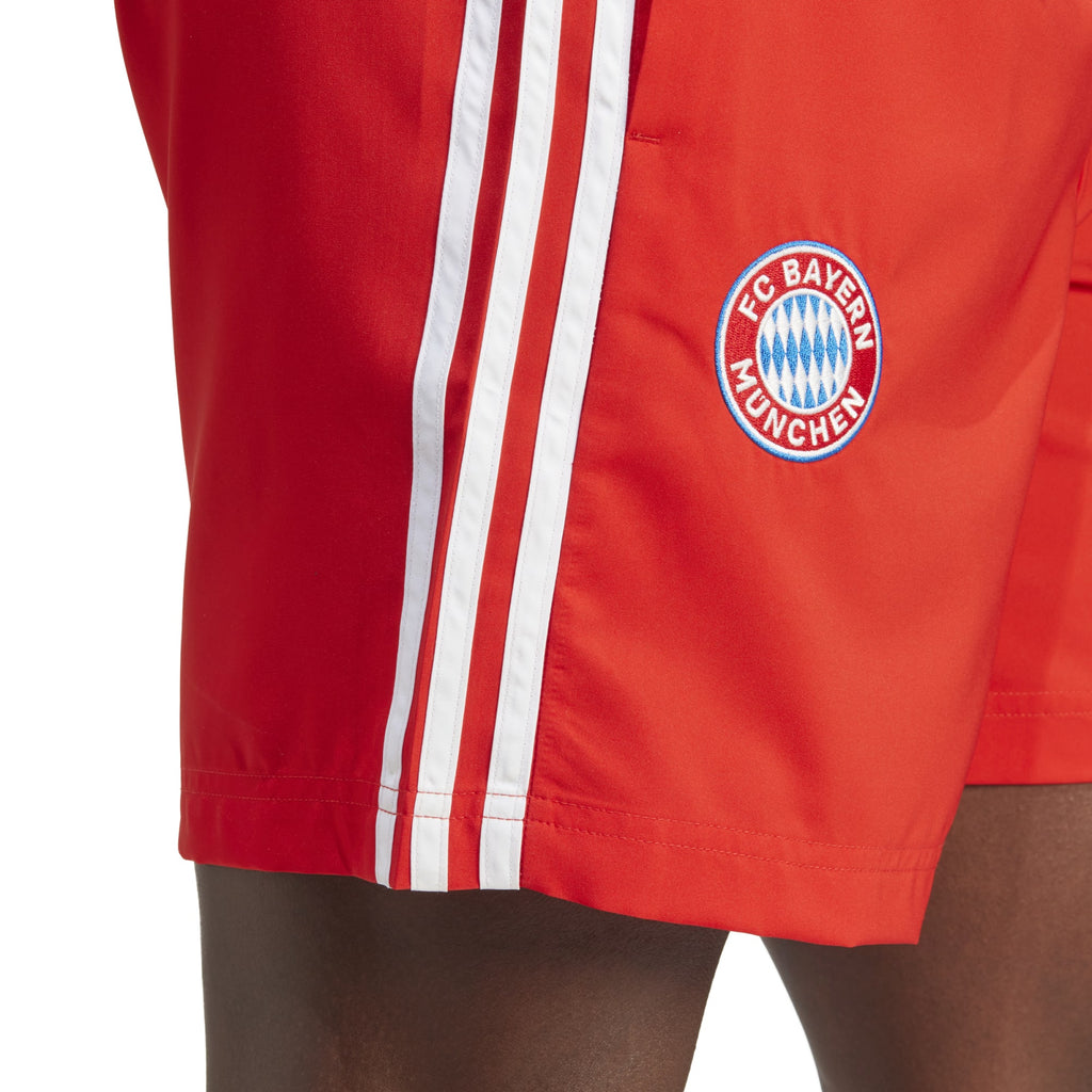 FC Bayern München DNA short