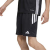 Tiro Essential voetbal training korte broek