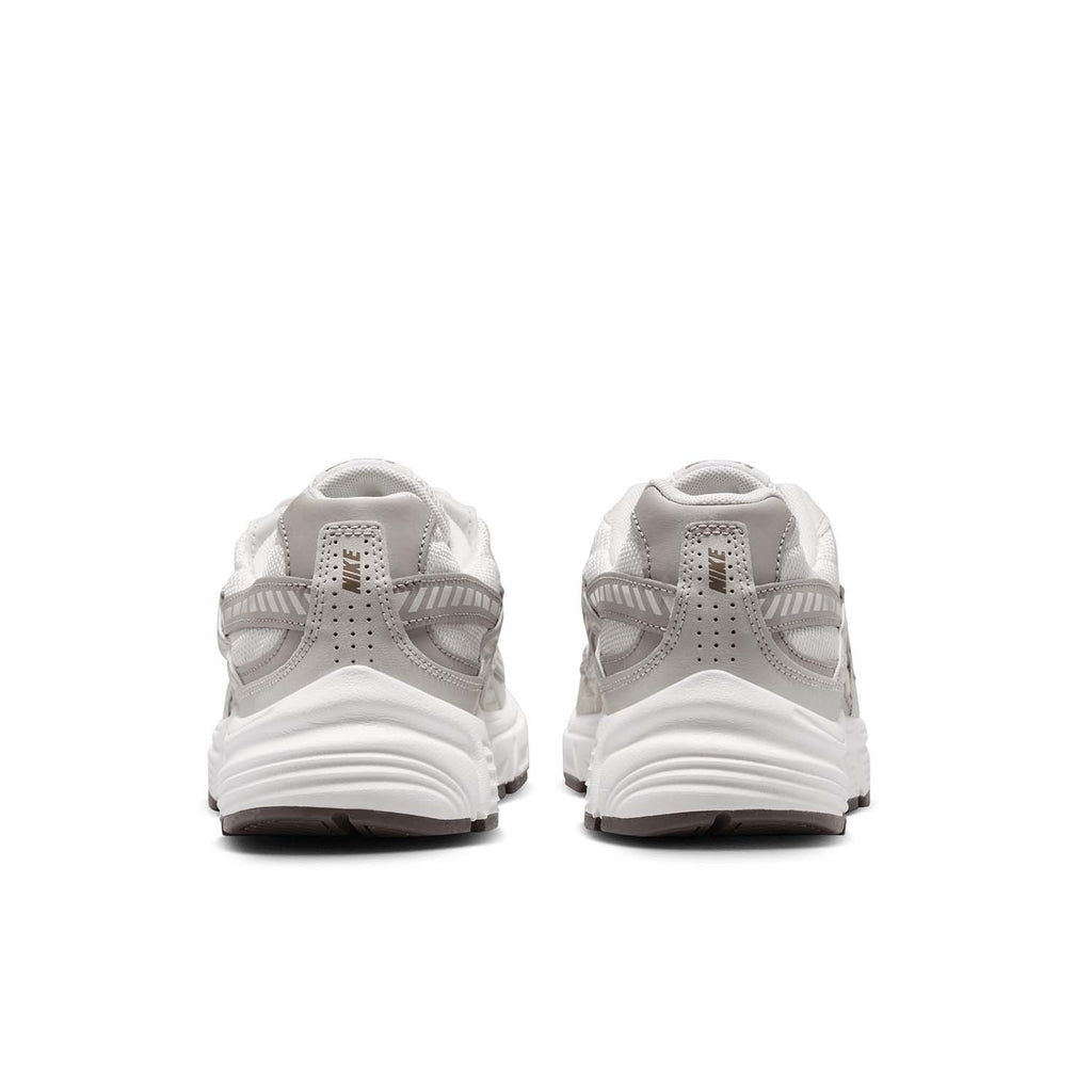 initiator schoenen
