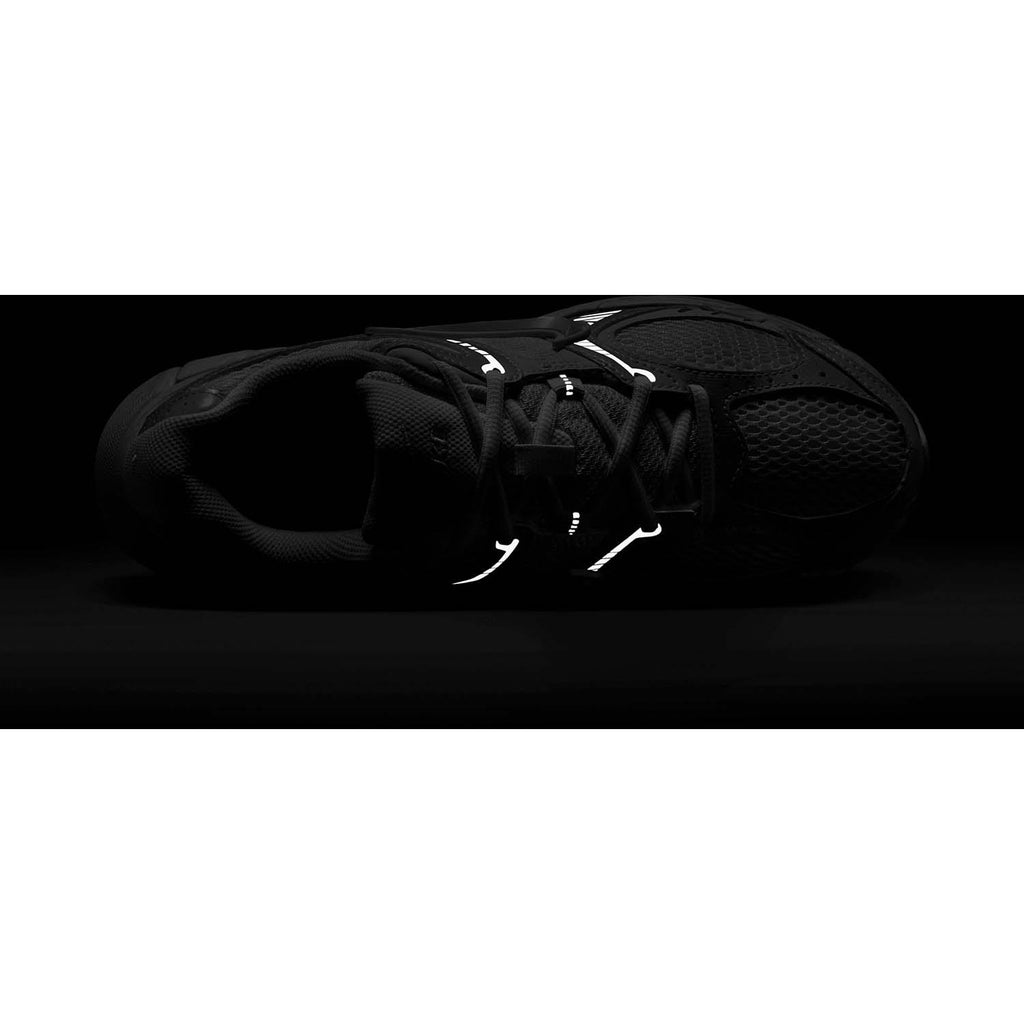 V5 RNR sneakers
