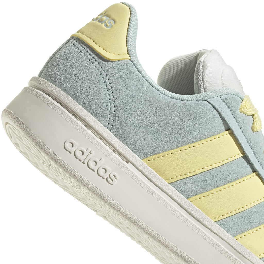 Grand Court Alpha 00s sneakers