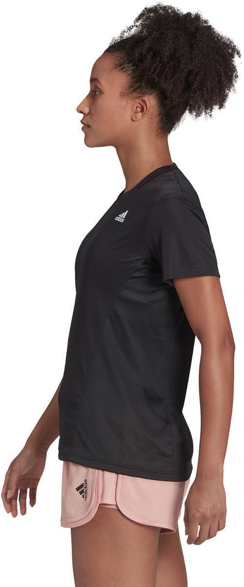 CLUB TEE. Tennisshirt