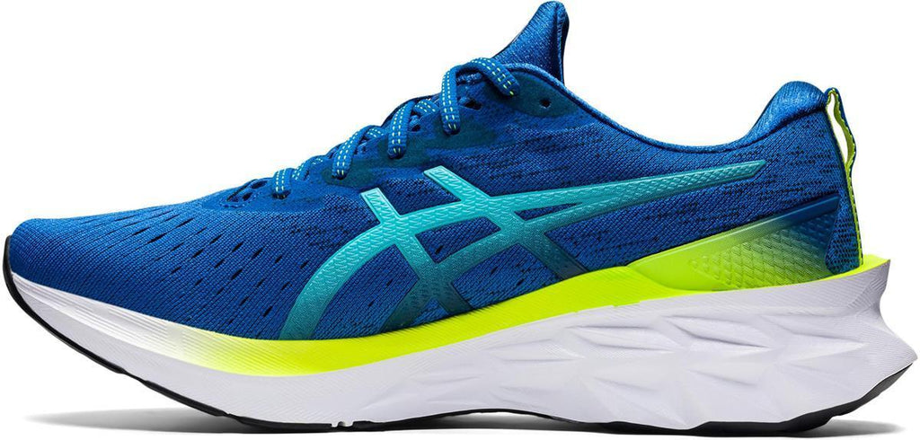 Novablast 2 hardloopschoenen