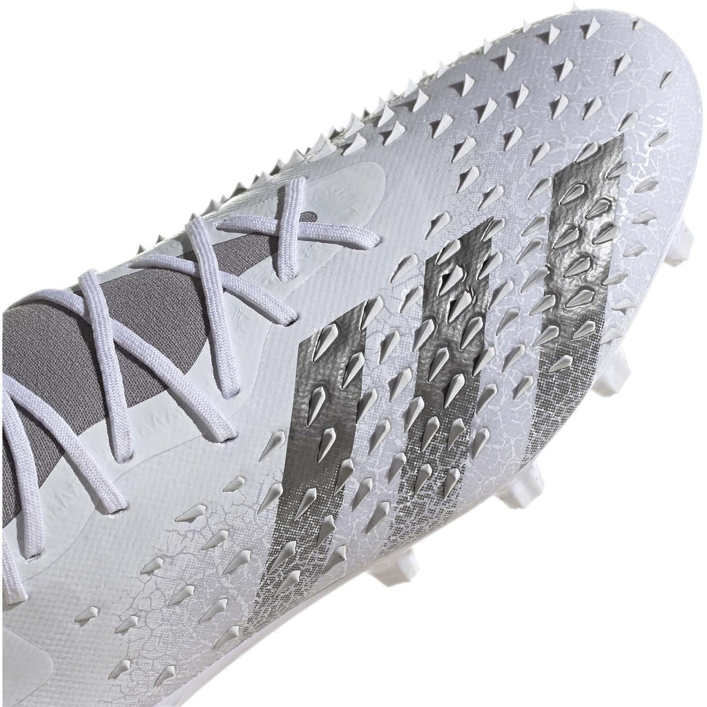 Predator Freak .1 AG. Multinockenschuh UK-Gr.