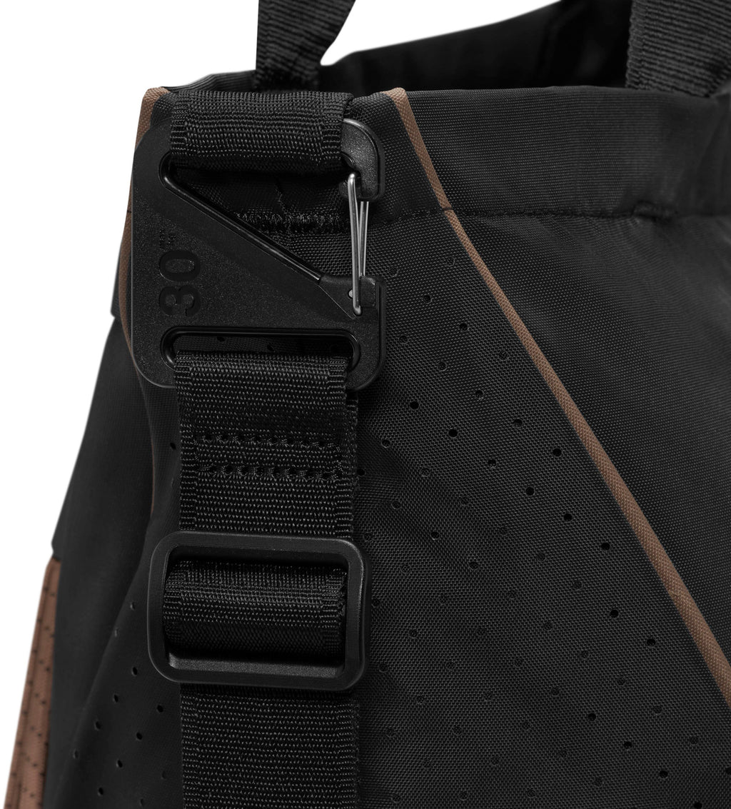 Sportswear Essentials totebag