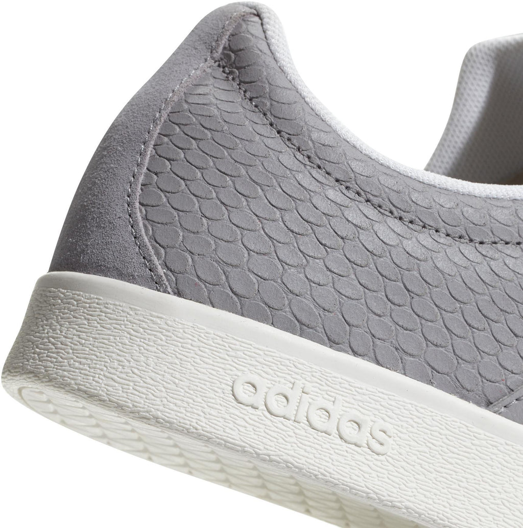 VL Court sneakers