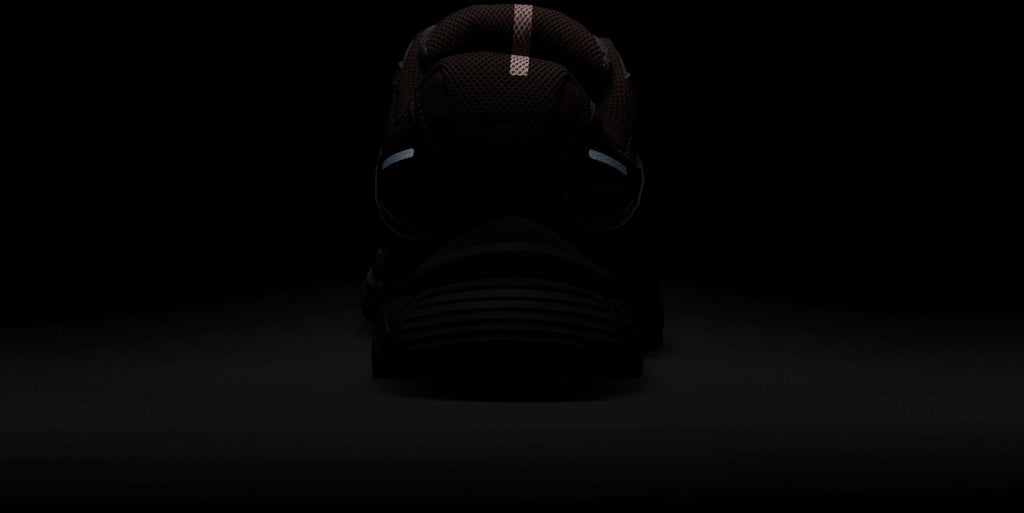 V5 RNR sneakers