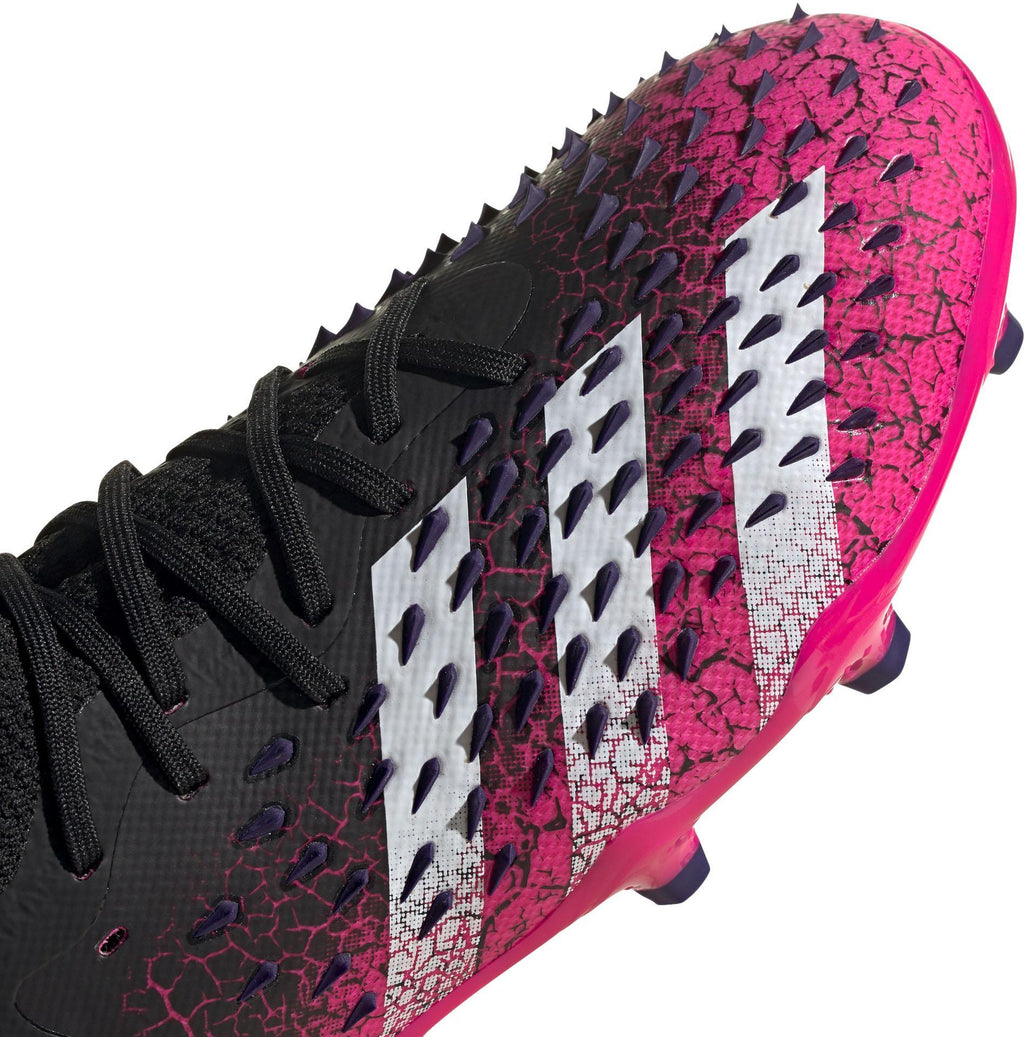 PREDATOR FREAK .1 FG J