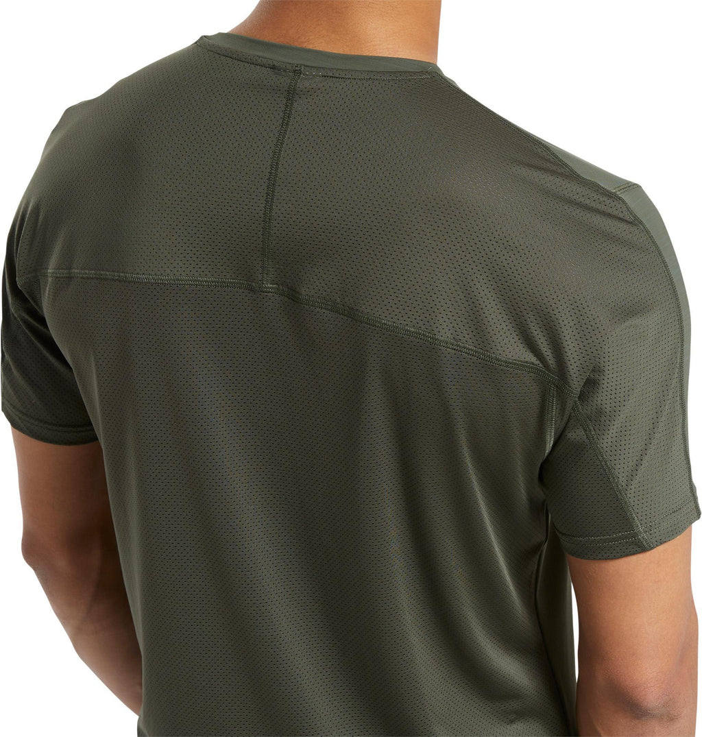 ts ac solid move tee