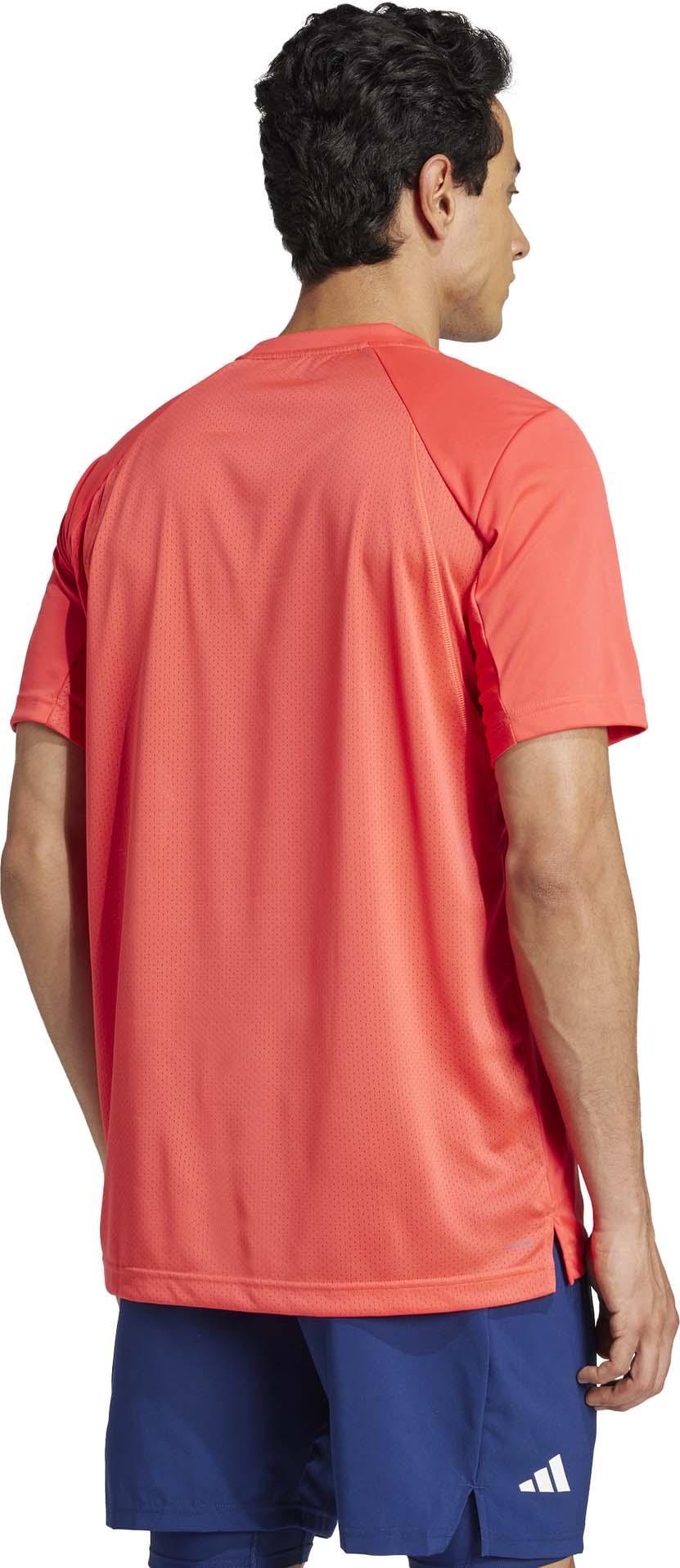 Club Tee
