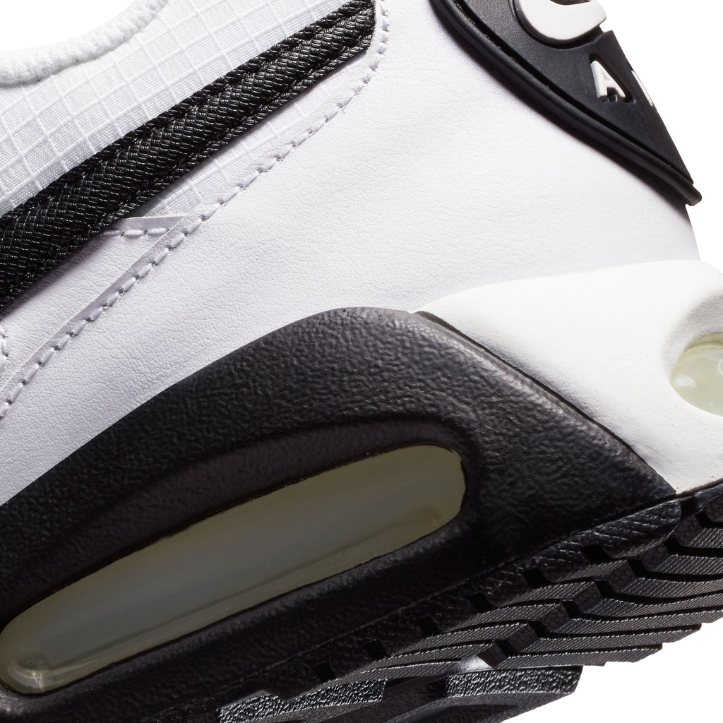 Air Max IVO sneakers