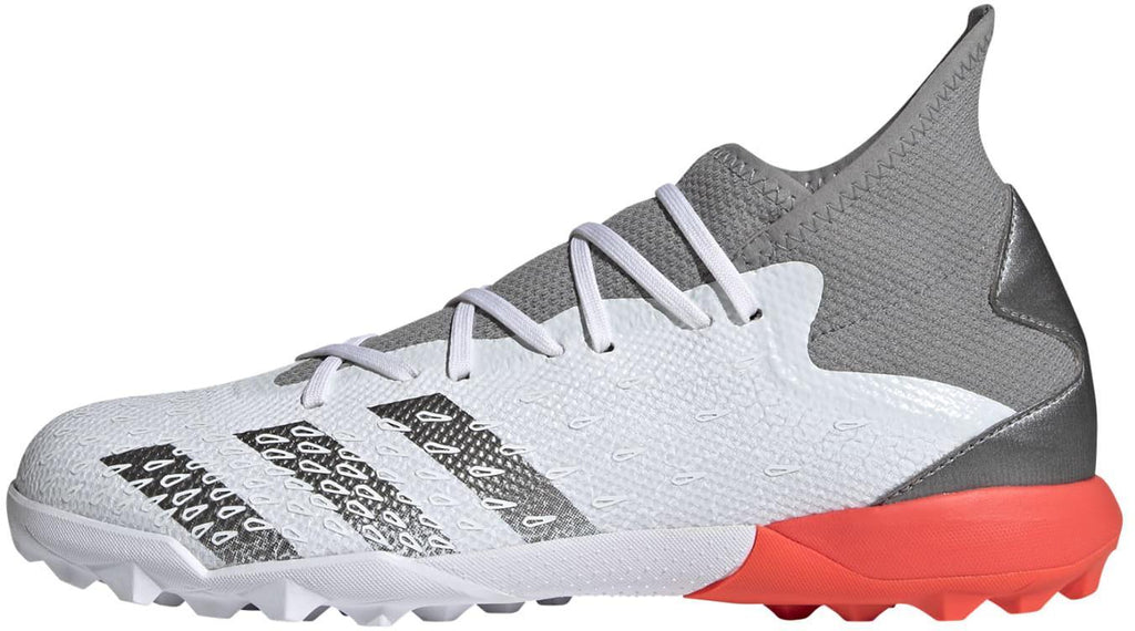 Predator Freak .3 TF. Turfschuh UK-Gr.