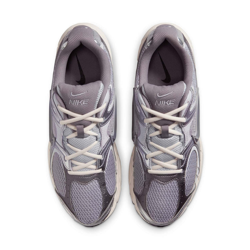 v5 rnr sneakers