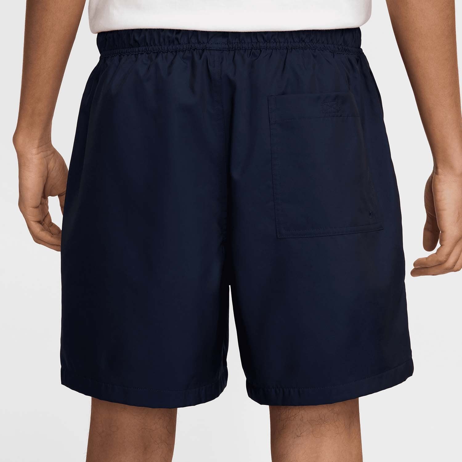 Club Woven Flow short