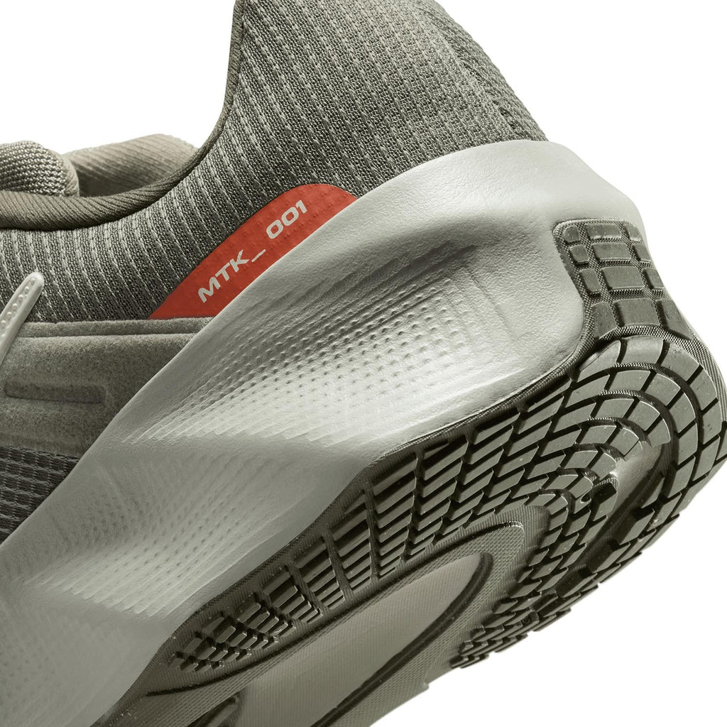 Metro Tek sneakers