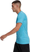 T FREELIFT TEE. Tennisshirt