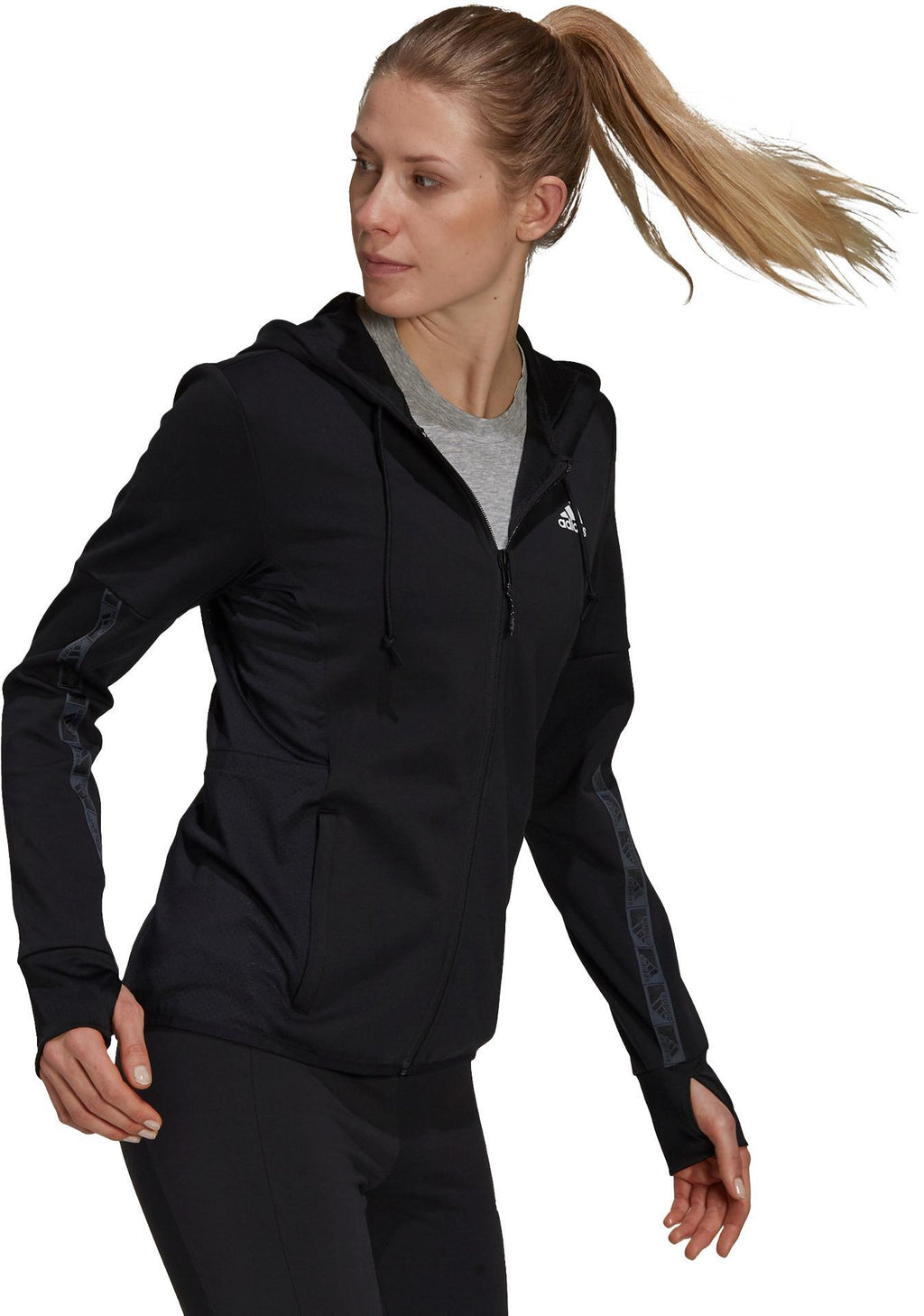 T HD TT. Trainingsjacke.Kapuze