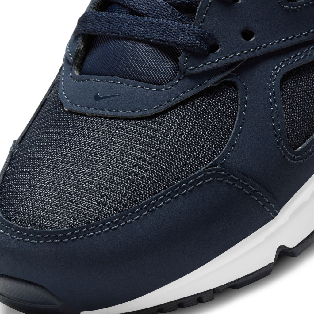 Air Max IVO sneakers