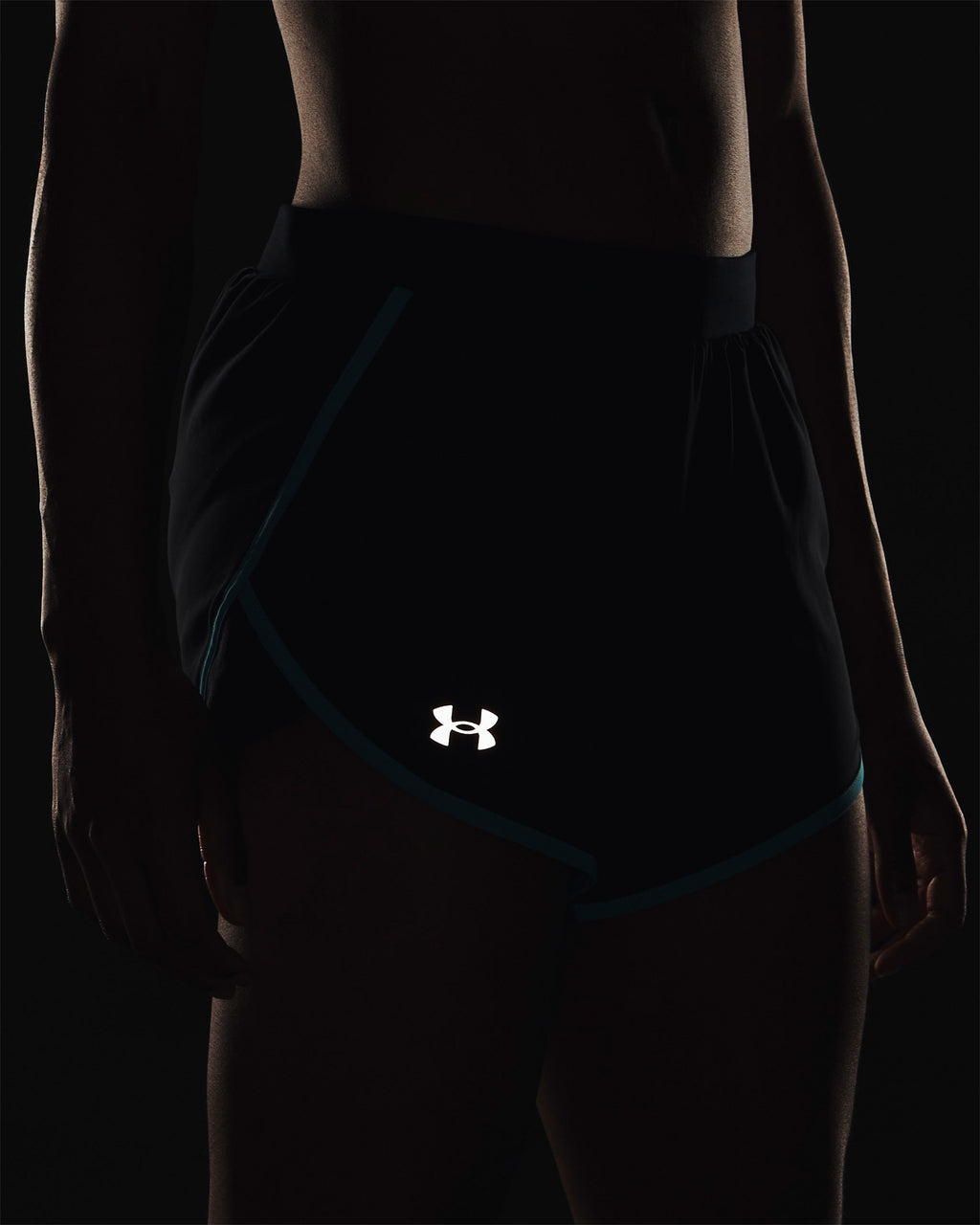 Fly By 2.0 short