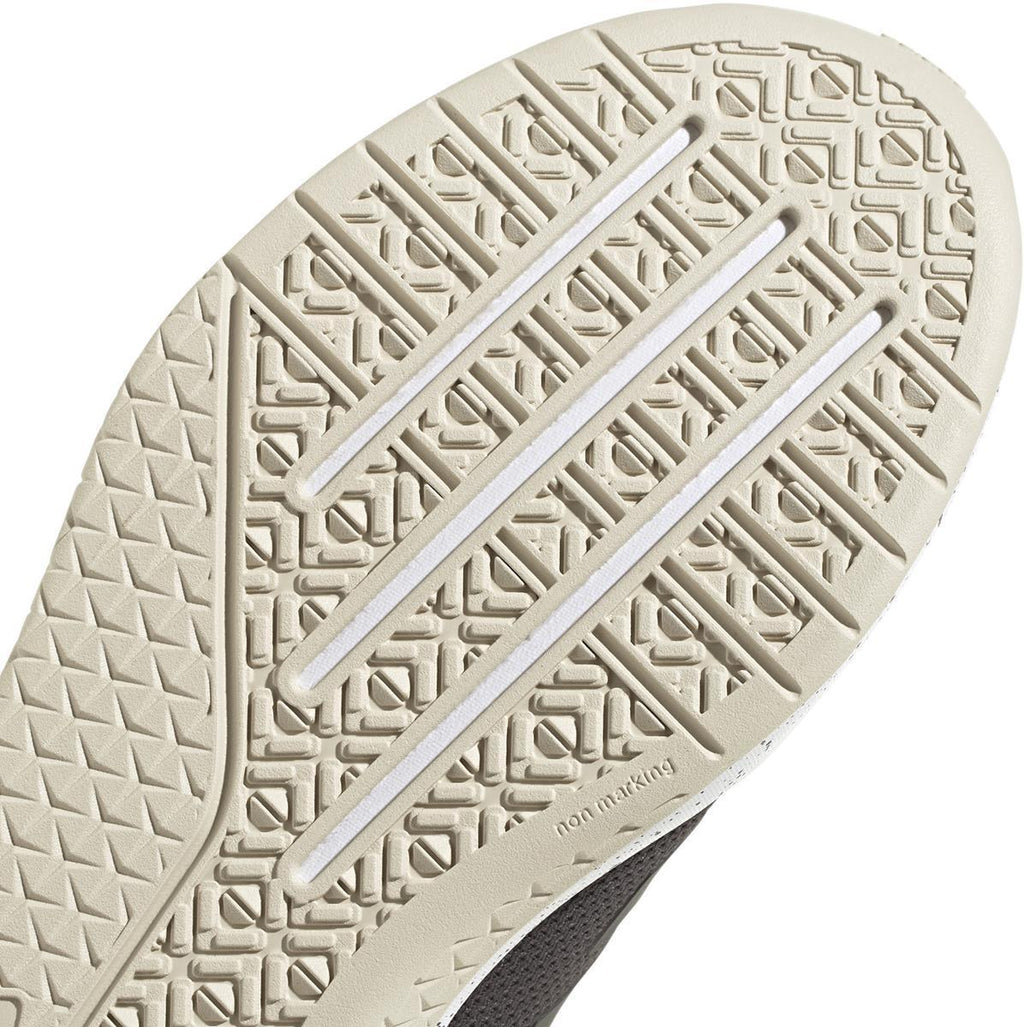Dlux Trainer