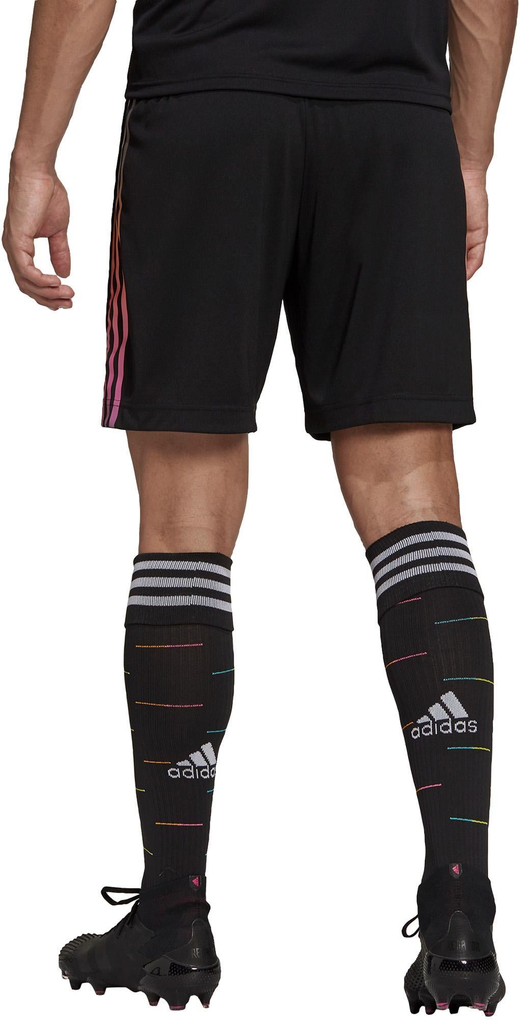 Juventus uitshort 21/22