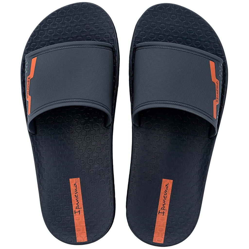 Sporty slippers