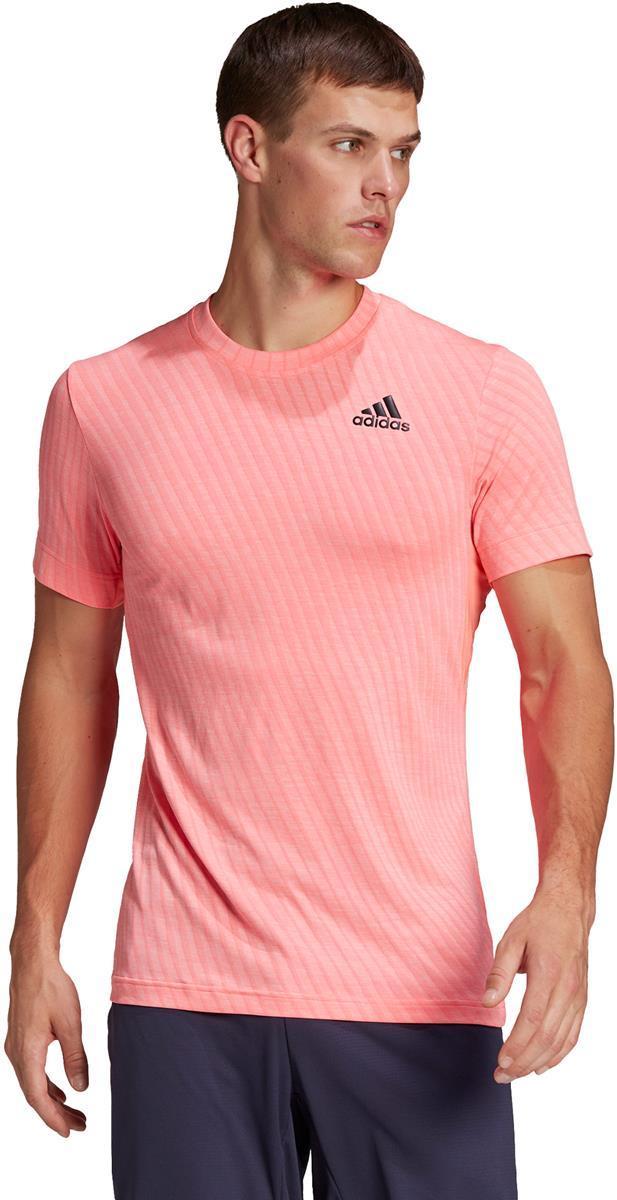 T FREELIFT TEE. Tennisshirt