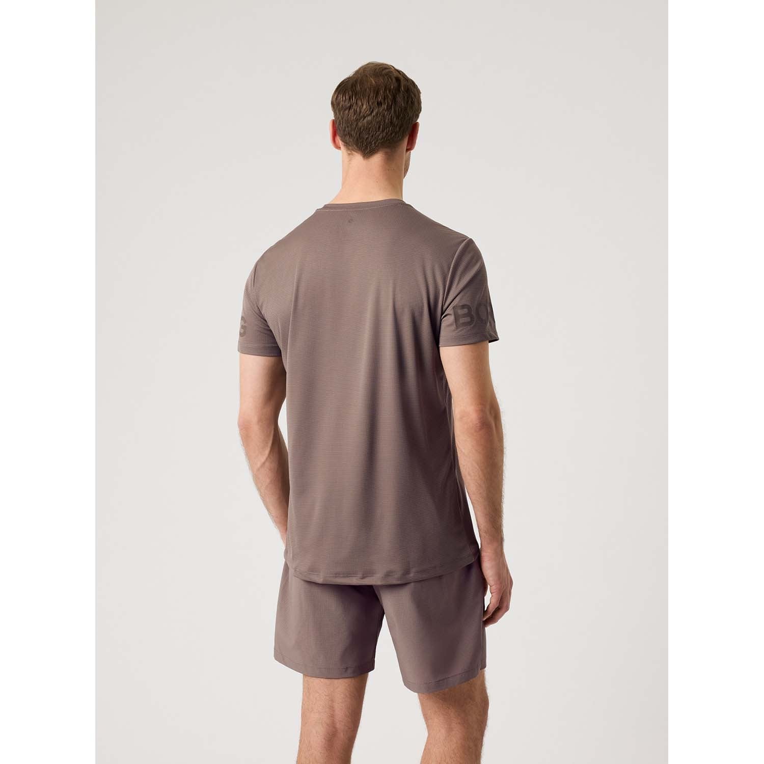 light t-shirt