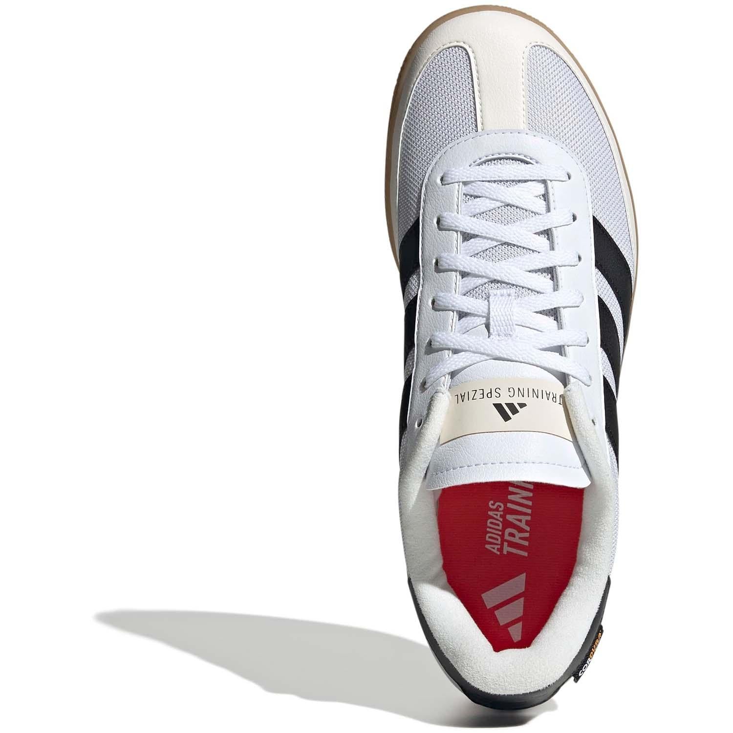 Training Spezial Training Schoenen