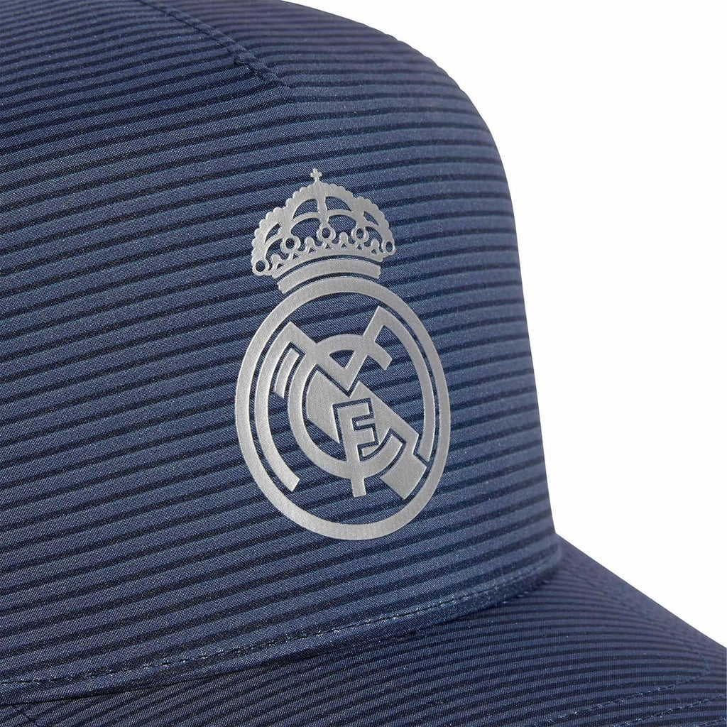 Real Madrid Graphic Snapback Pet Uit