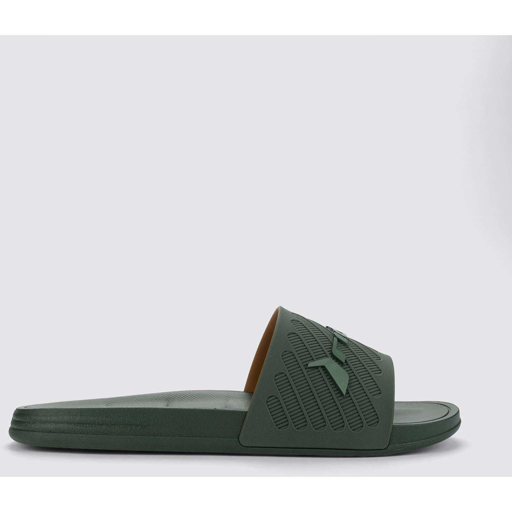 Free slippers