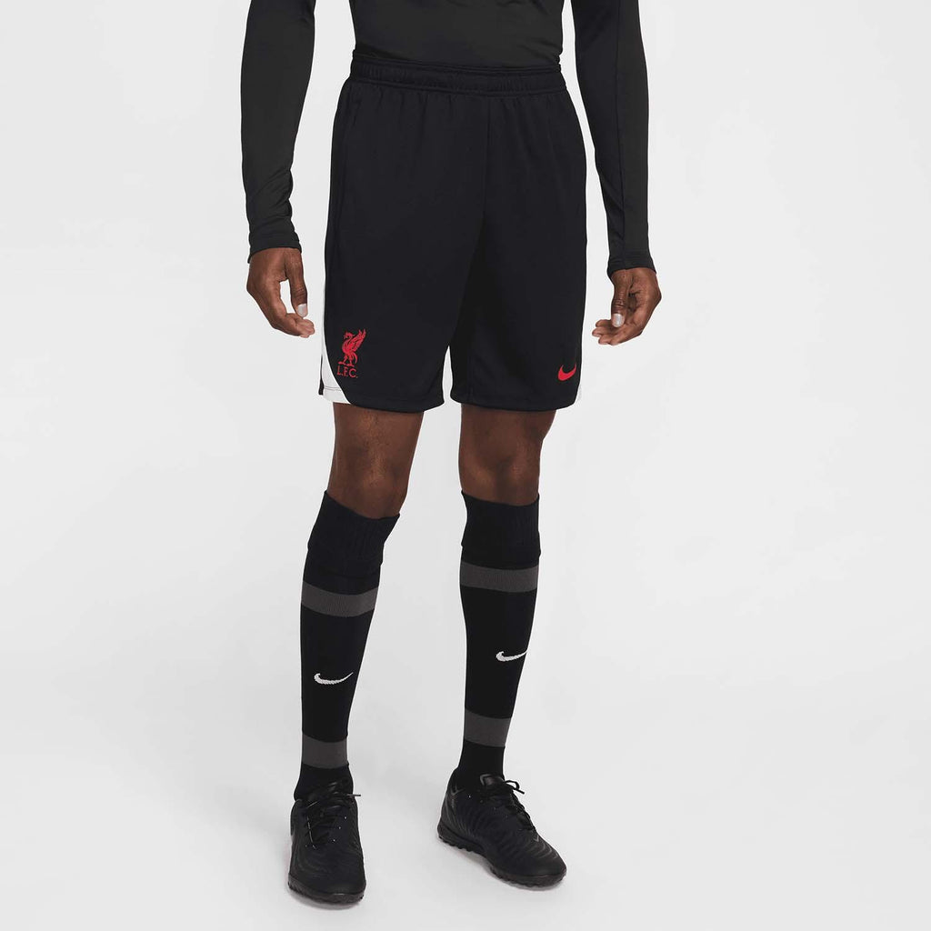 Liverpool FC 2024/25 Strike short