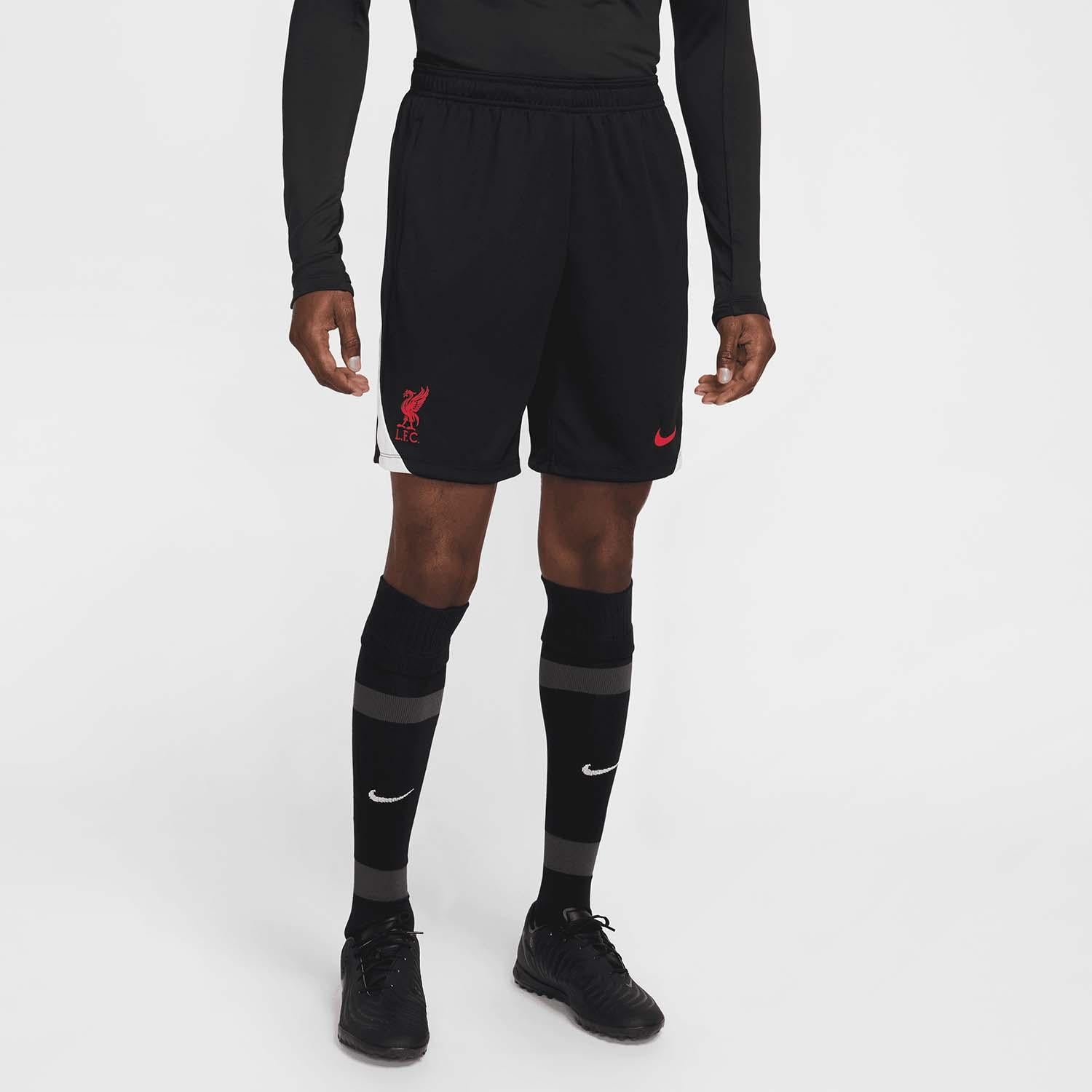Liverpool FC 2024/25 Strike short