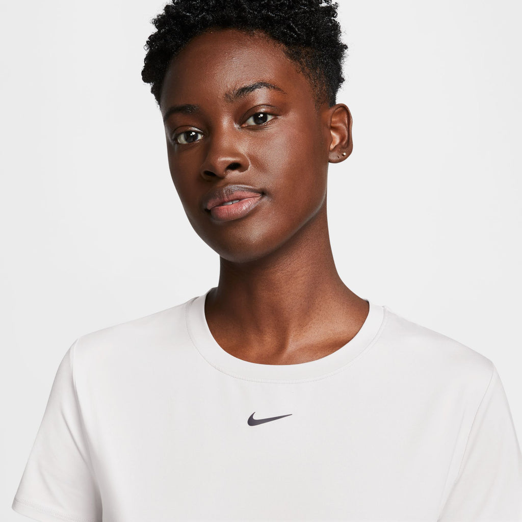One Classic shortsleeve shirt