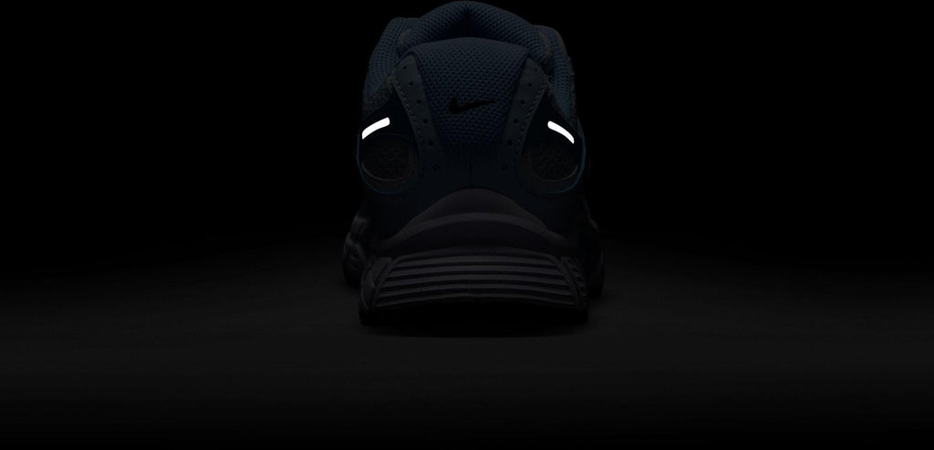 V5 RNR sneakers