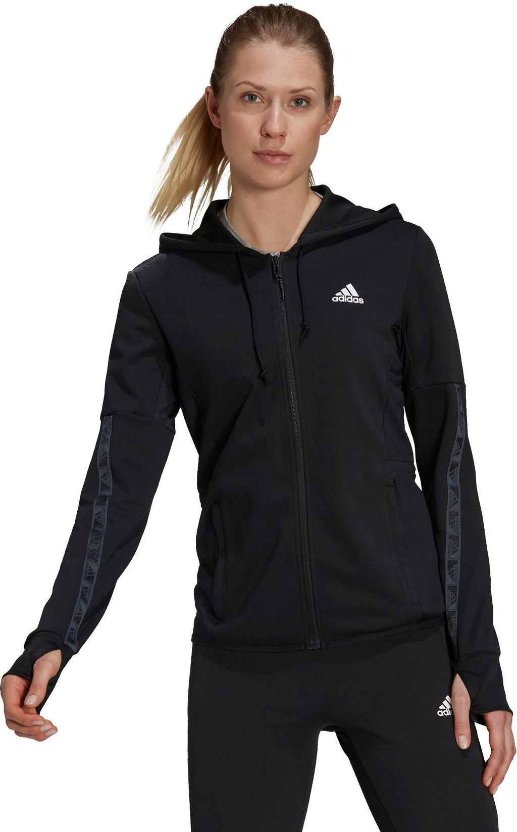 T HD TT. Trainingsjacke.Kapuze