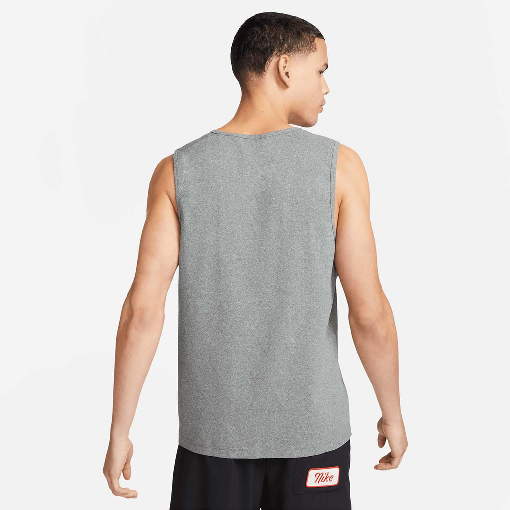 dri-fit hyverse men's short-sl