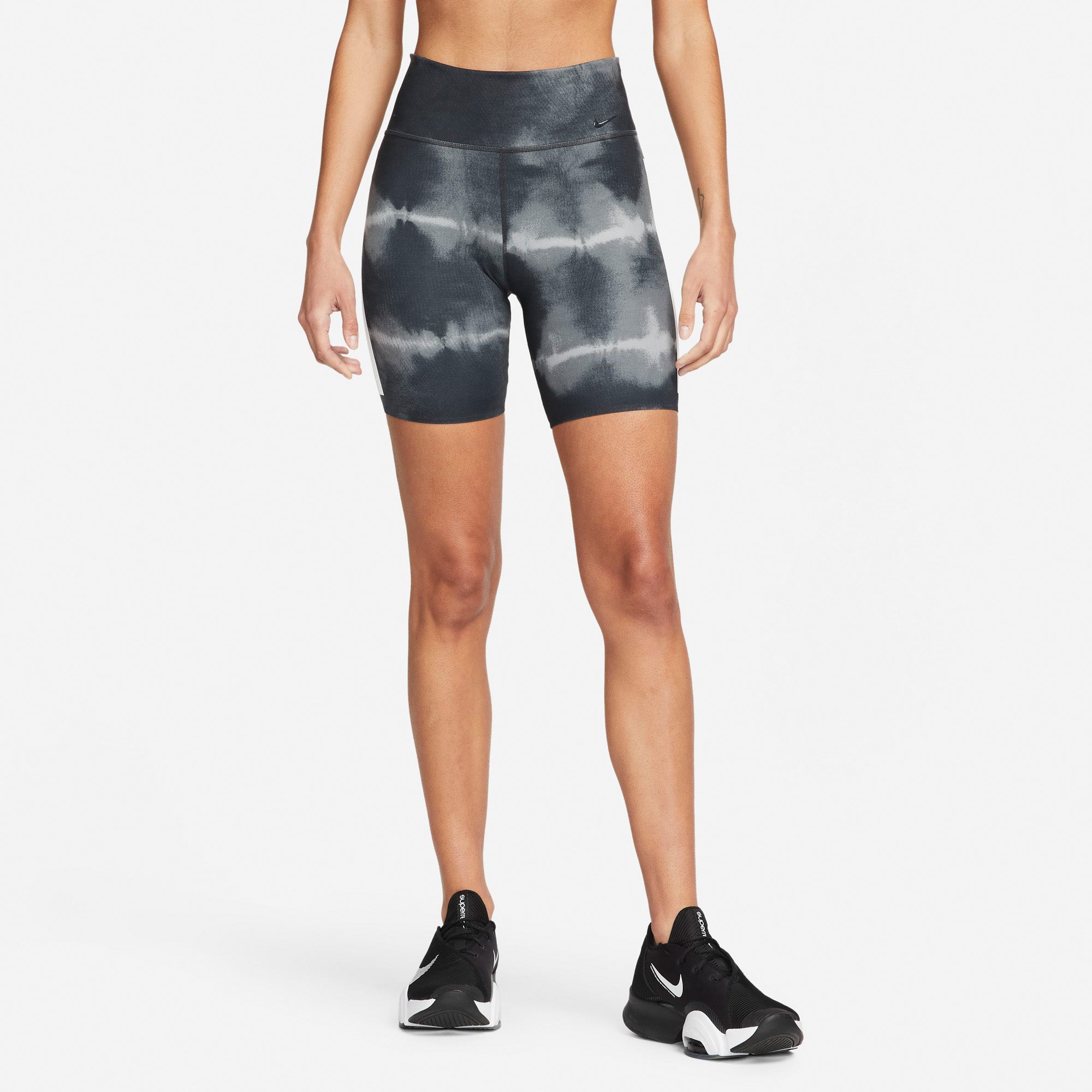 One Luxe Dri-FIT short