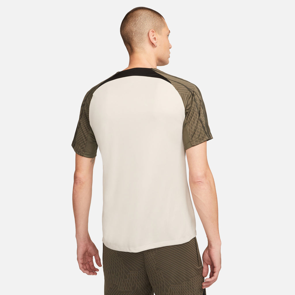 FC Barcelona Dri-FIT Strike shortsleeve shirt
