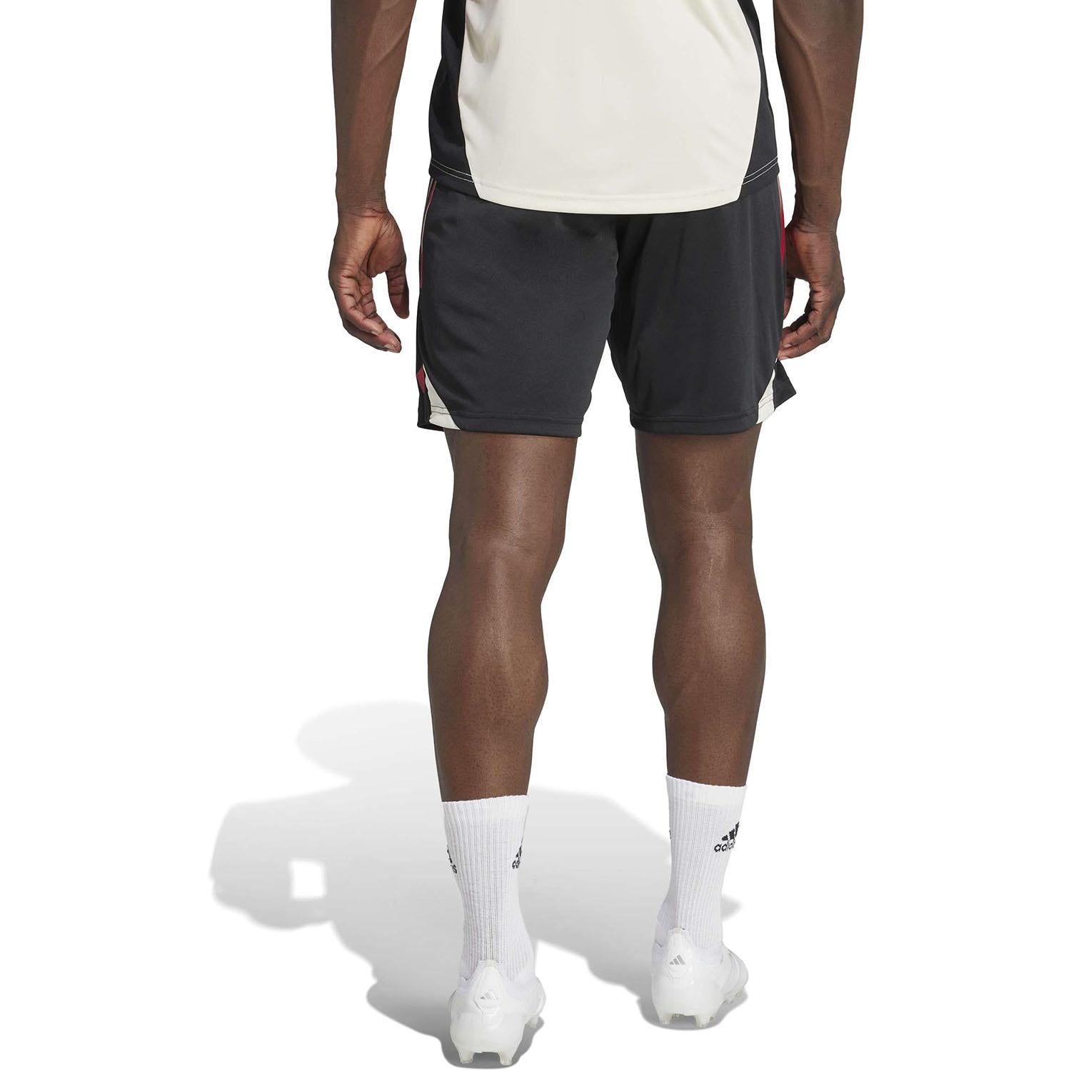 Liverpool FC Tiro 25 Competition Trainingshort