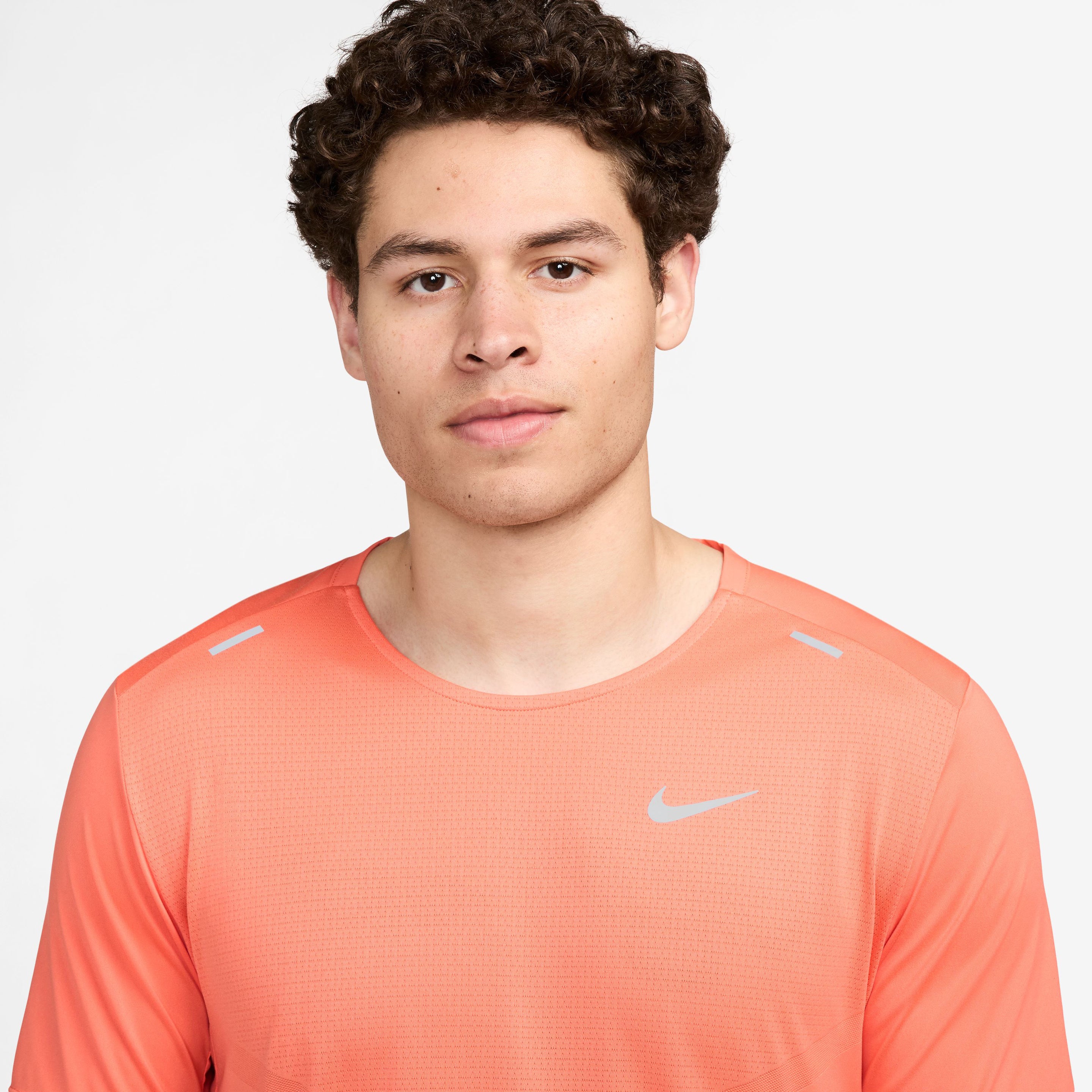 Dri-FIT Rise 365 t-shirt