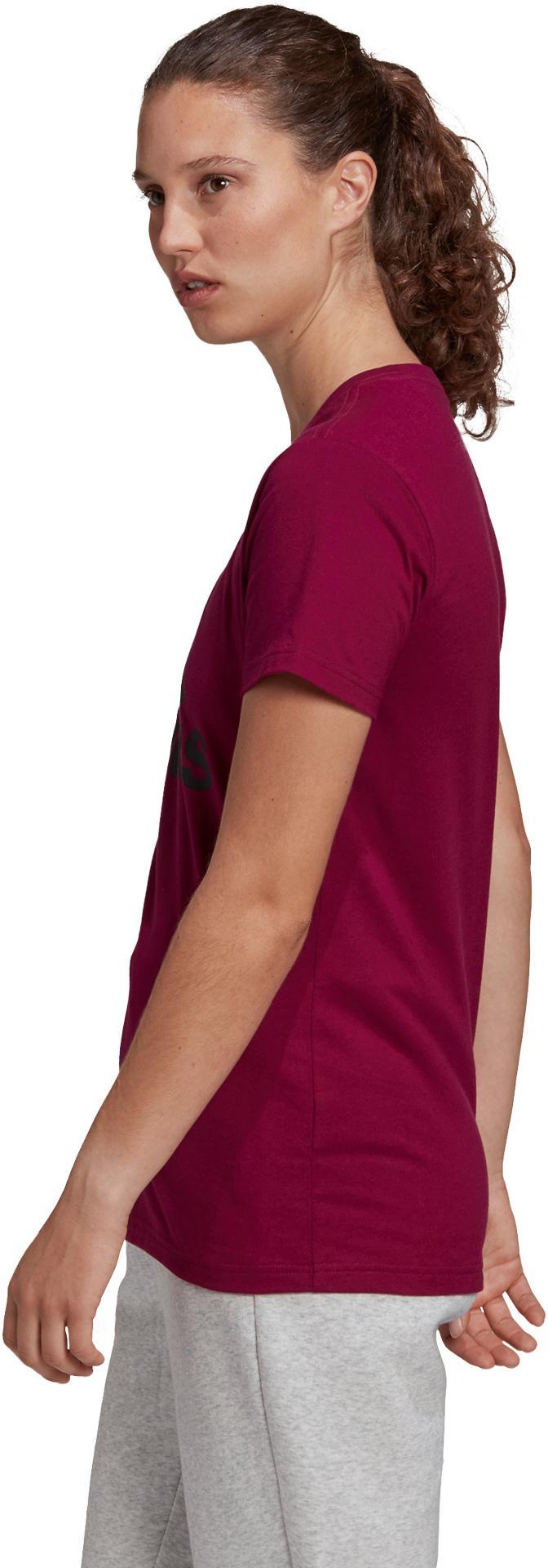 Must Haves Badge of Sport T-shirt