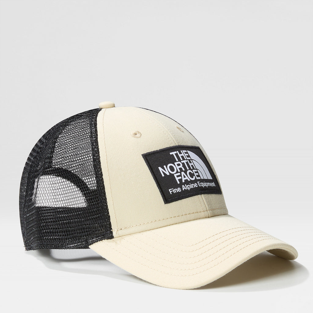 Mudder Trucker pet
