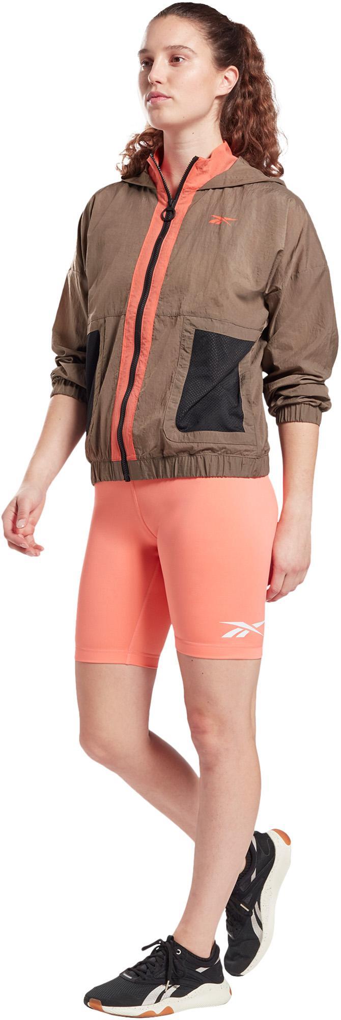 Te Linear Logo Short