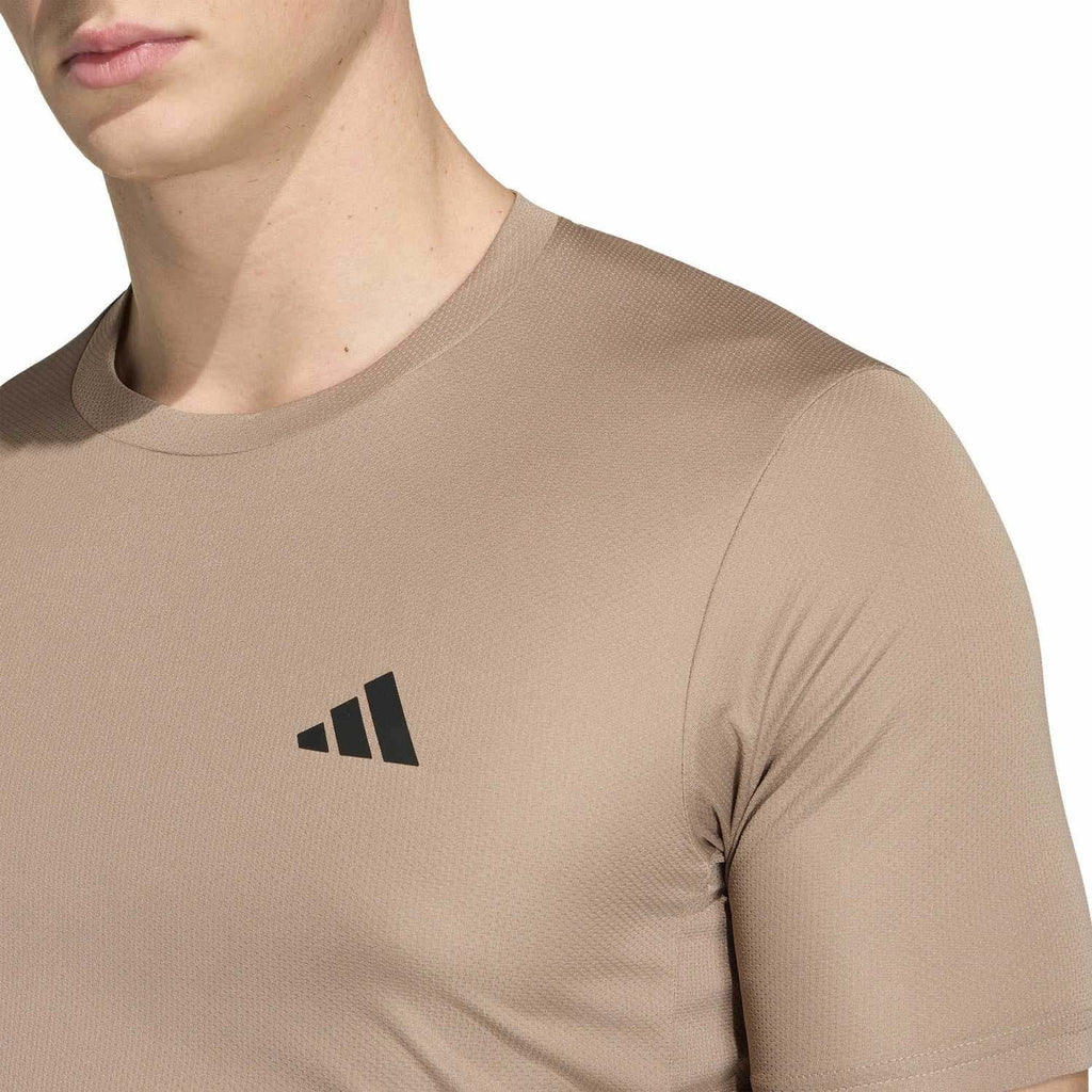 We Basic T-shirt training