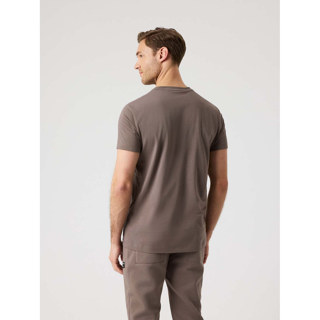 centre t-shirt