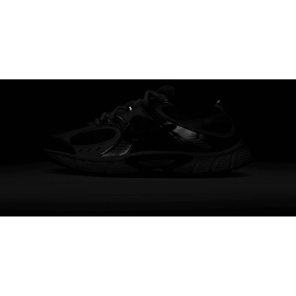 nike v5 rnr (gs) (consumer facing n