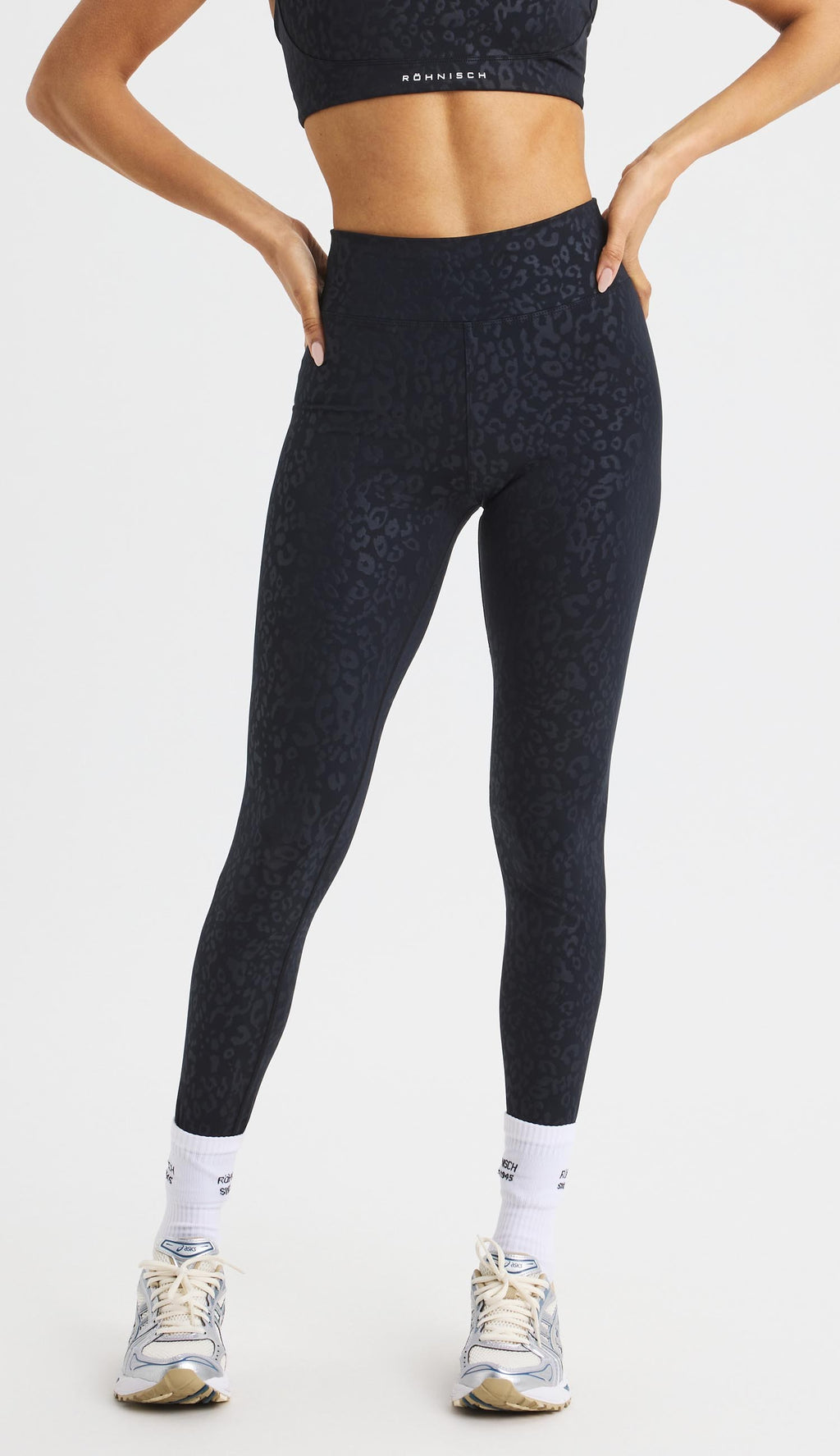 leo emboss hw legging